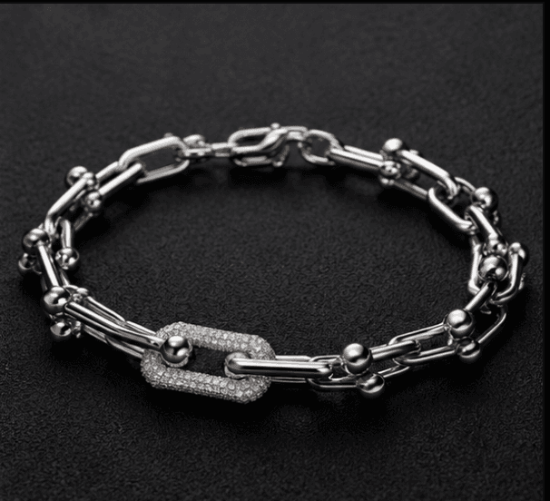 Pavé Oval Link Paperclip Chain Bracelet gallery image 1