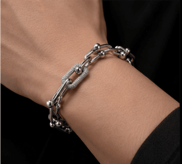 Pavé Oval Link Paperclip Chain Bracelet